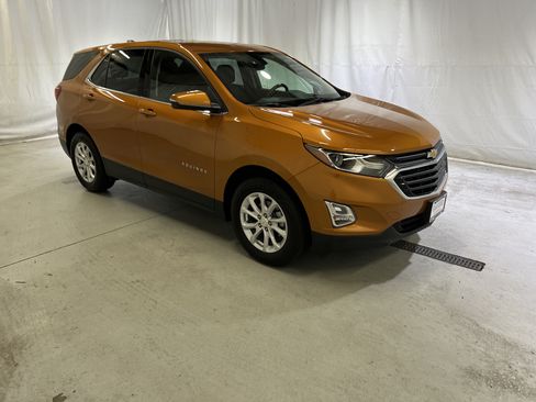 Certified 2019 Chevrolet Equinox LT FWD image 2
