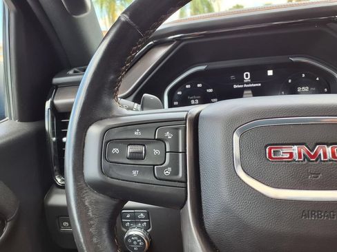 Used 2022 GMC Sierra 1500 AT4 w/ AT4 Premium Package AWD/4WD image 34