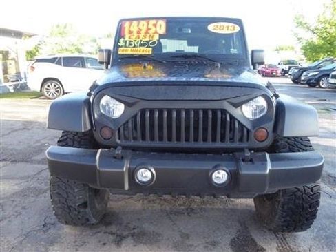 Used 2013 Jeep Wrangler Sport AWD/4WD image 4