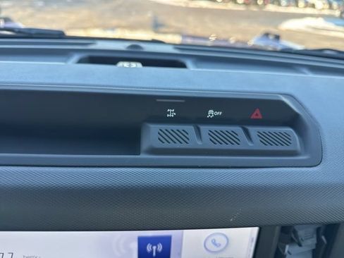 New 2025 Ford Bronco 2-Door AWD/4WD image 21