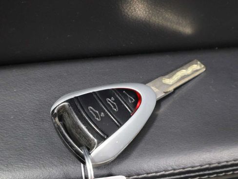 Used 2006 Porsche Cayman S RWD image 30