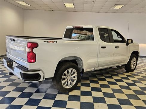 New 2025 Chevrolet Silverado 1500 Custom w/ LPO, Dark Essentials Package image 14