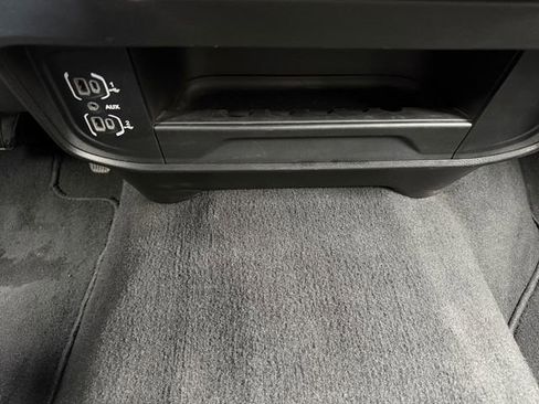 Used 2024 RAM 2500 Big Horn image 24