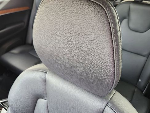 Used 2023 Volvo XC90 B6 Core w/ Protection Package Premier AWD/4WD image 6