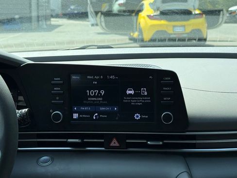 Used 2023 Hyundai Elantra SEL image 14