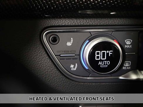 Used 2022 Audi SQ5 Premium Plus w/ Premium Plus Package image 7