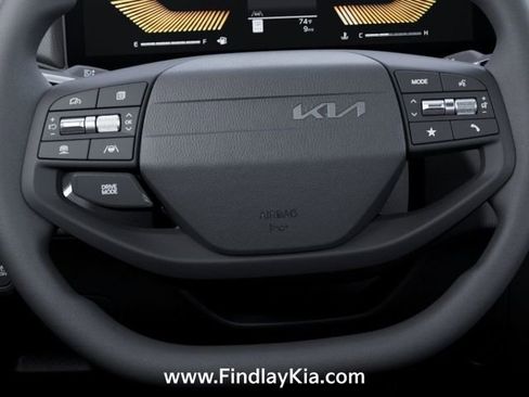 New 2026 Kia K4 FWD image 25