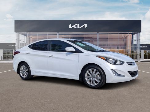 Used 2015 Hyundai Elantra SE w/ Option Group 02 image 1