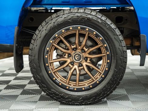 Used 2022 Chevrolet Silverado 1500 Custom AWD/4WD image 18