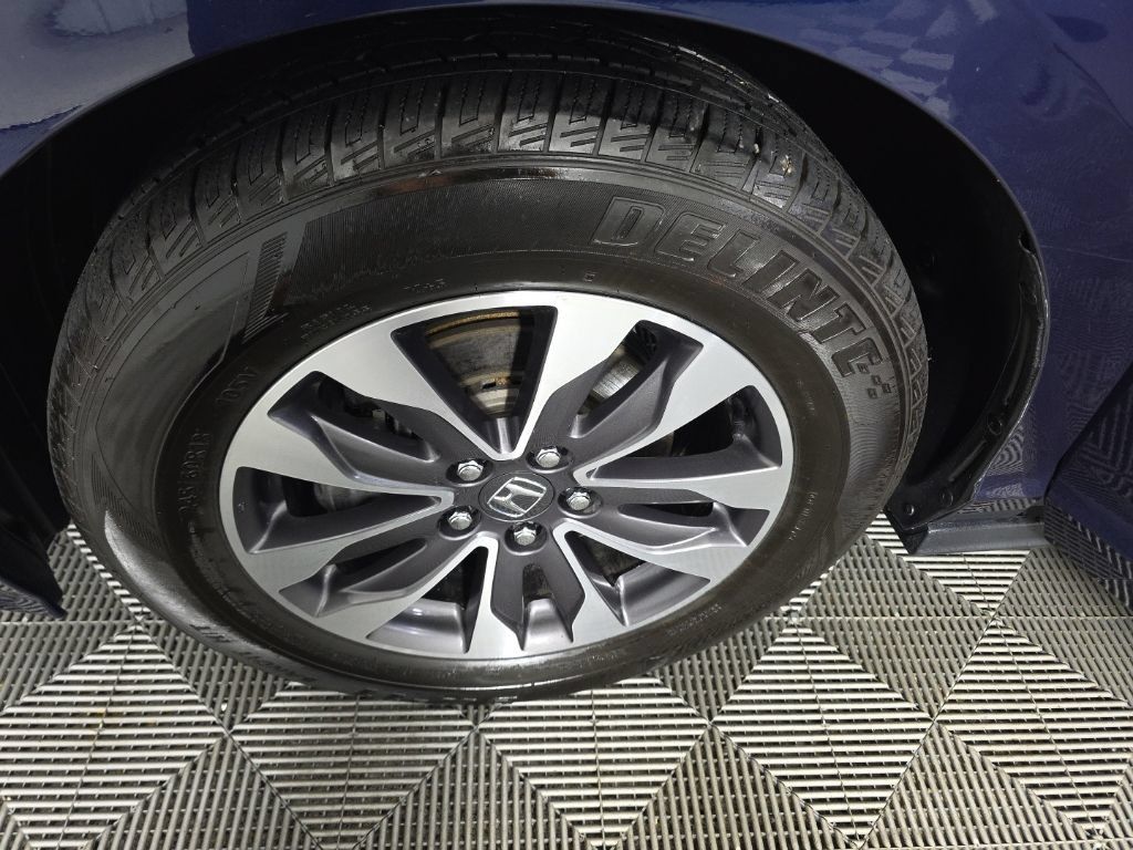 Used 2023 Honda Odyssey EX-L image 10