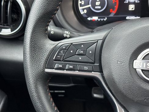 Used 2024 Nissan Kicks SR image 32