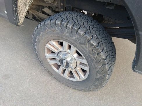 Used 2017 Ford F250 XLT w/ XLT Value Package image 10