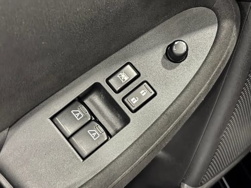 Used 2019 Nissan 370Z Touring RWD image 27