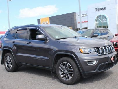 Used 2018 Jeep Grand Cherokee Laredo