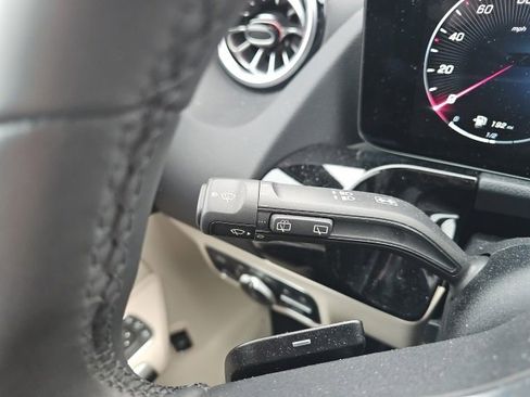 Certified 2025 Mercedes-Benz GLA 250 4MATIC image 22