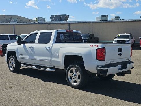 Used 2018 Chevrolet Silverado 2500 High Country w/ Duramax Plus Package AWD/4WD image 4