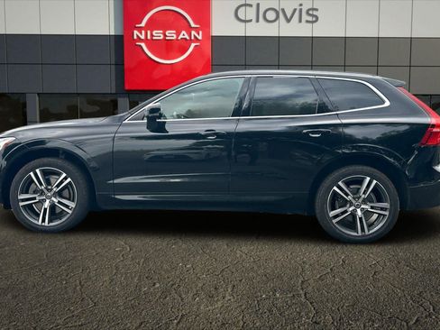 Used 2019 Volvo XC60 T6 Momentum w/ Multimedia Package AWD/4WD image 6