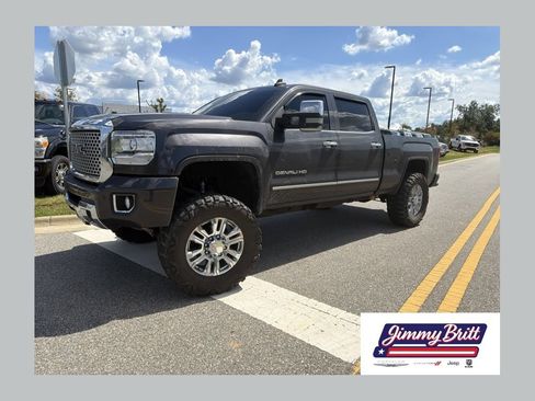 Used 2016 GMC Sierra 2500 Denali w/ Duramax Plus Package AWD/4WD image 1