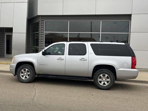 Used 2014 GMC Yukon XL SLT image 14
