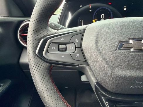 New 2026 Chevrolet Trax RS w/ Sunroof Package FWD image 16