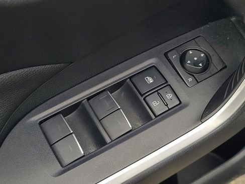 Used 2023 Toyota RAV4 SE w/ Weather & Moonroof Package image 11