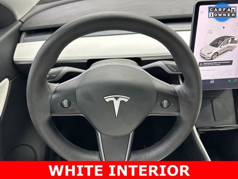 Used 2021 Tesla Model Y Long Range image 23