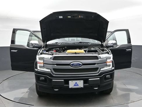 Used 2018 Ford F150 Platinum w/ Equipment Group 701A Luxury AWD/4WD image 44