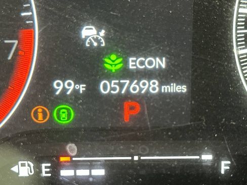Used 2024 Honda Civic Sport image 30