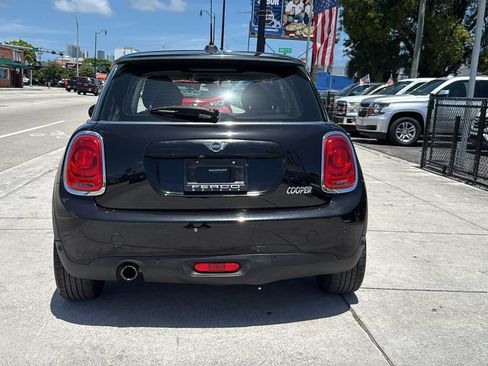 Used 2019 MINI Cooper 2-Door Hardtop FWD image 13