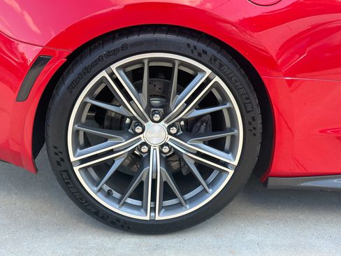 Used 2017 Chevrolet Camaro SS RWD image 8