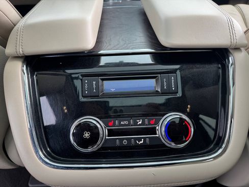 Used 2018 Lincoln Navigator Reserve w/ Technology Package image 44