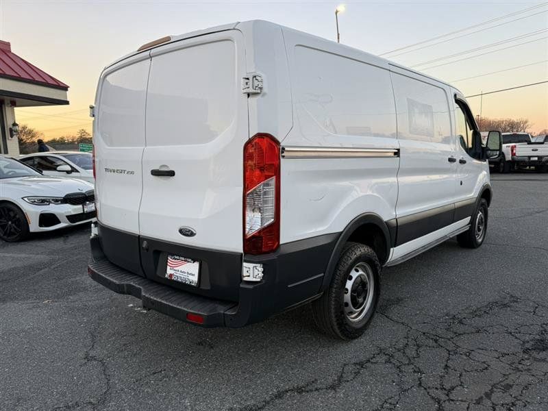 Used 2016 Ford Transit 250 130 Low Roof RWD image 5