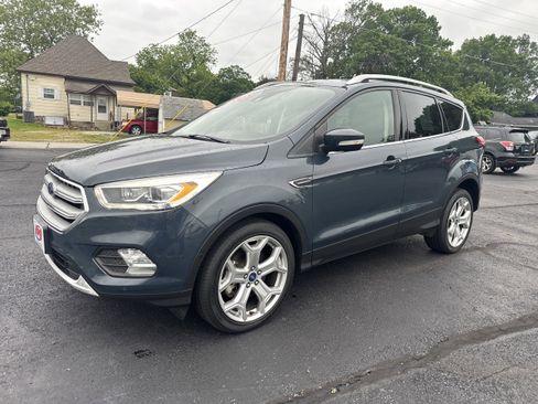 Used 2019 Ford Escape Titanium FWD image 2