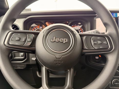 New 2026 Jeep Gladiator Sport AWD/4WD image 13