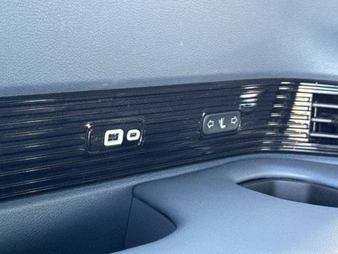 Used 2022 Jeep Grand Wagoneer Series II w/ Convenience Group III AWD/4WD image 9