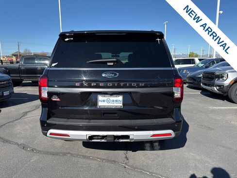 Used 2022 Ford Expedition Timberline w/ Equipment Group 501A AWD/4WD image 6