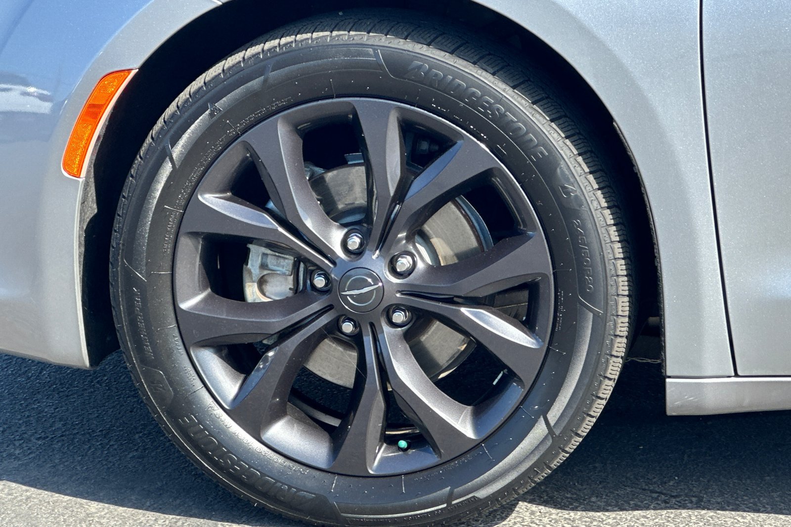 Used 2020 Chrysler Pacifica Touring w/ S Appearance Package FWD image 27