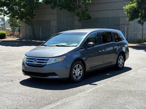 Used 2012 Honda Odyssey EX image 1