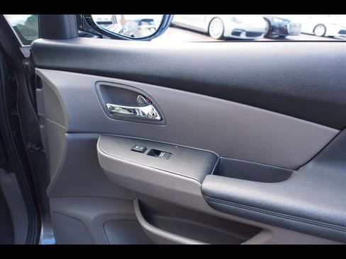 Used 2015 Honda Odyssey Touring image 13