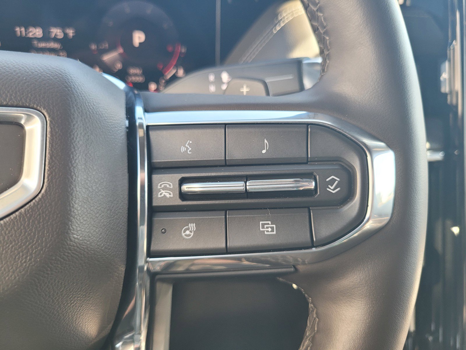 Used 2026 GMC Yukon Elevation RWD image 24