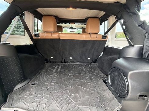 Used 2013 Jeep Wrangler Unlimited Sahara w/ Dual Top Group AWD/4WD image 15