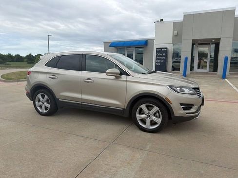 Used 2015 Lincoln MKC FWD image 6