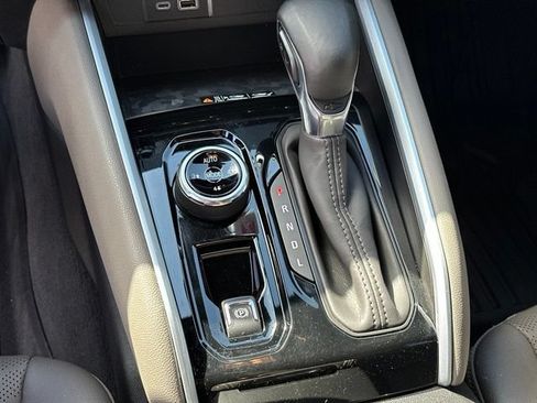 Used 2023 Chevrolet Colorado ZR2 w/ ZR2 Convenience Package III AWD/4WD image 31