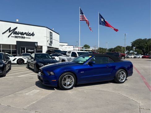 Used 2013 Ford Mustang GT Premium w/ Electronics Pkg RWD image 1