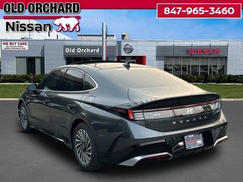Used 2025 Hyundai Sonata Limited FWD image 8