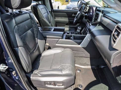 Used 2024 Toyota Tundra Limited AWD/4WD image 9