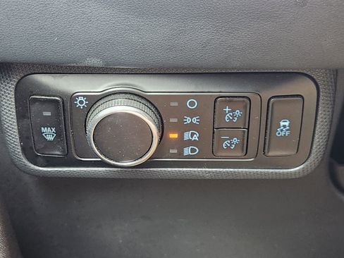 Used 2023 Ford Mustang Mach-E Select image 24