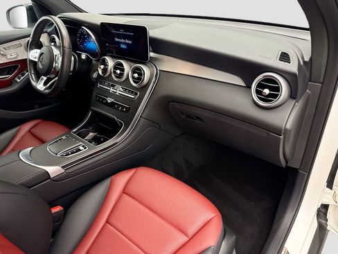 Certified 2022 Mercedes-Benz GLC 300 image 15