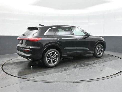 New 2025 Audi Q5 Premium image 7