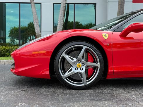 Used 2011 Ferrari 458 Italia Coupe RWD image 14